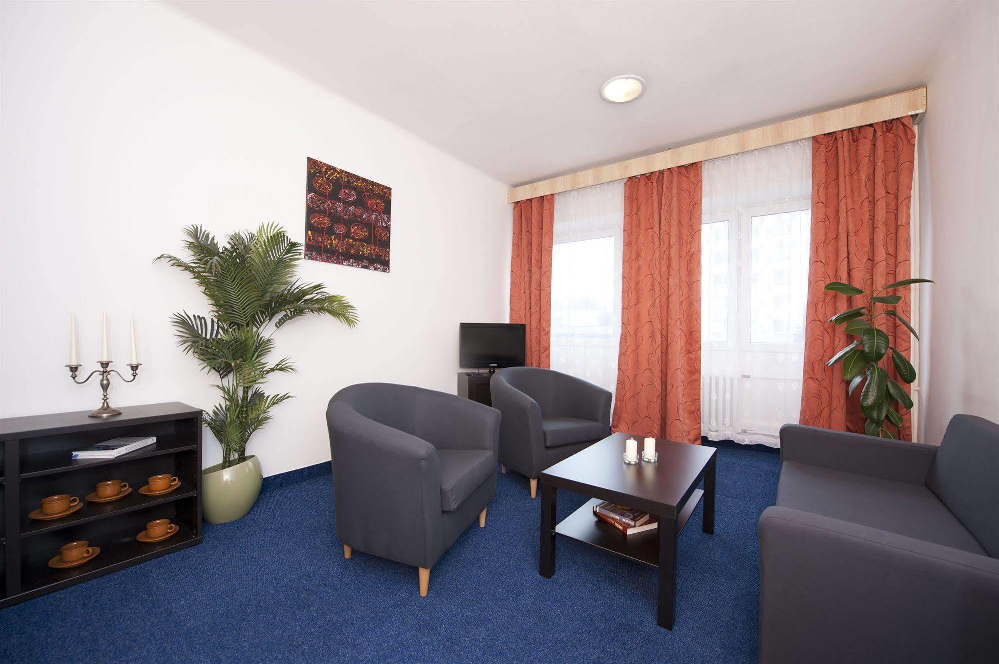 Hotel Plus Bratislava Eksteriør bilde