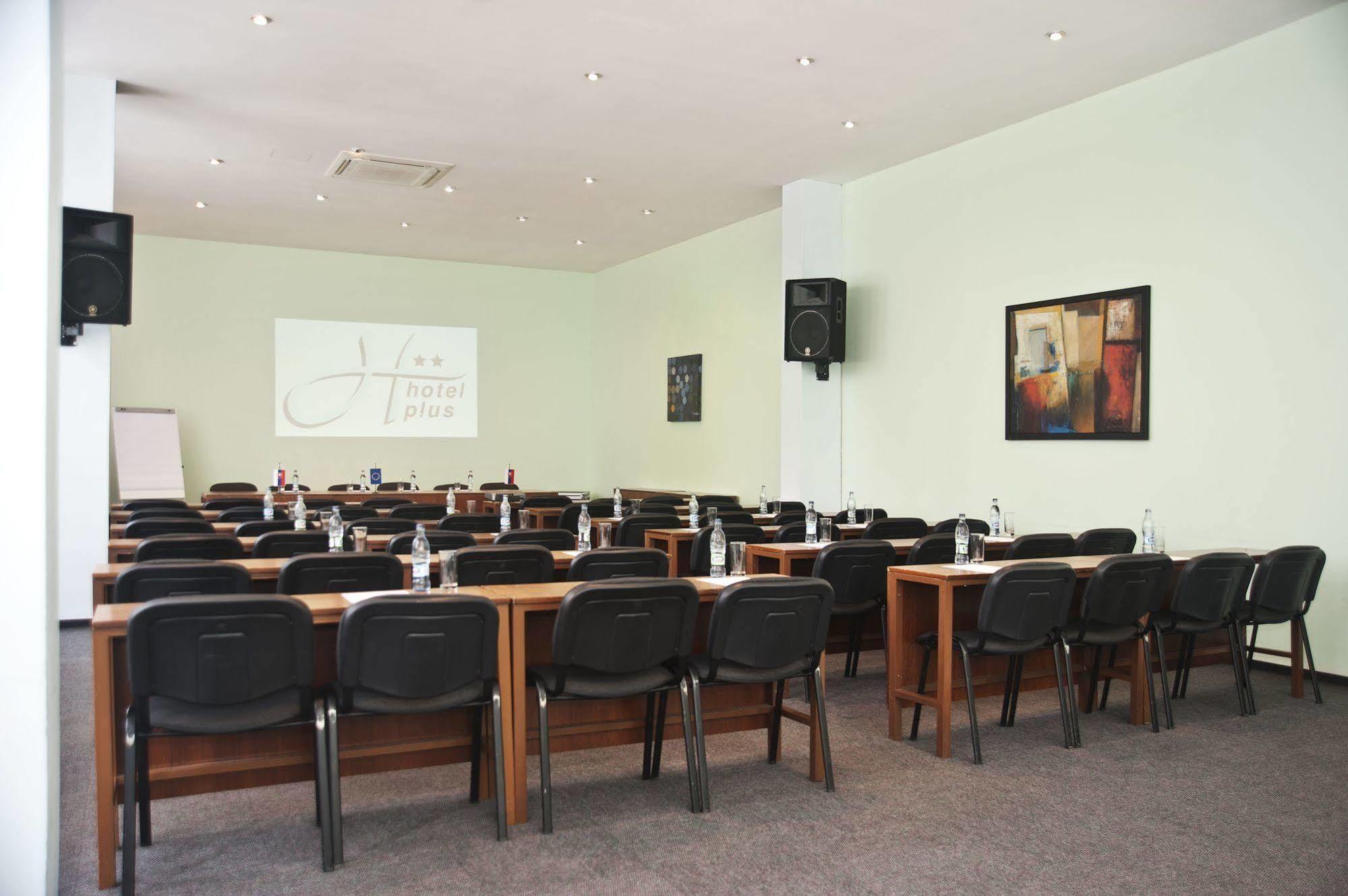 Hotel Plus Bratislava Eksteriør bilde
